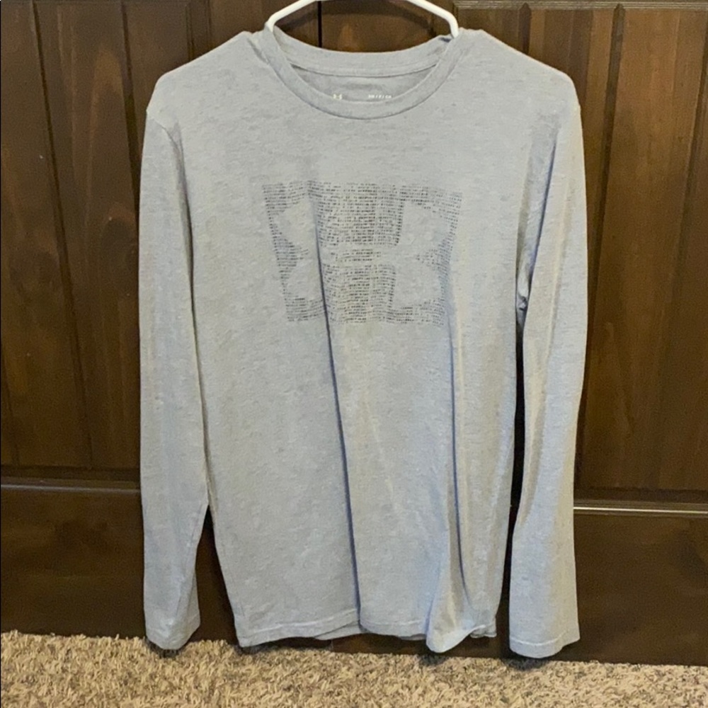 Under armor loose gray long sleeve